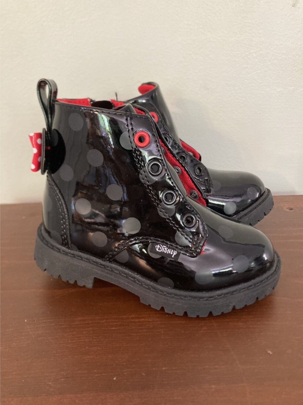 Disney Minnie Mouse Toddler Girls Black Polka Dot Combat Boots With Red Bow Size